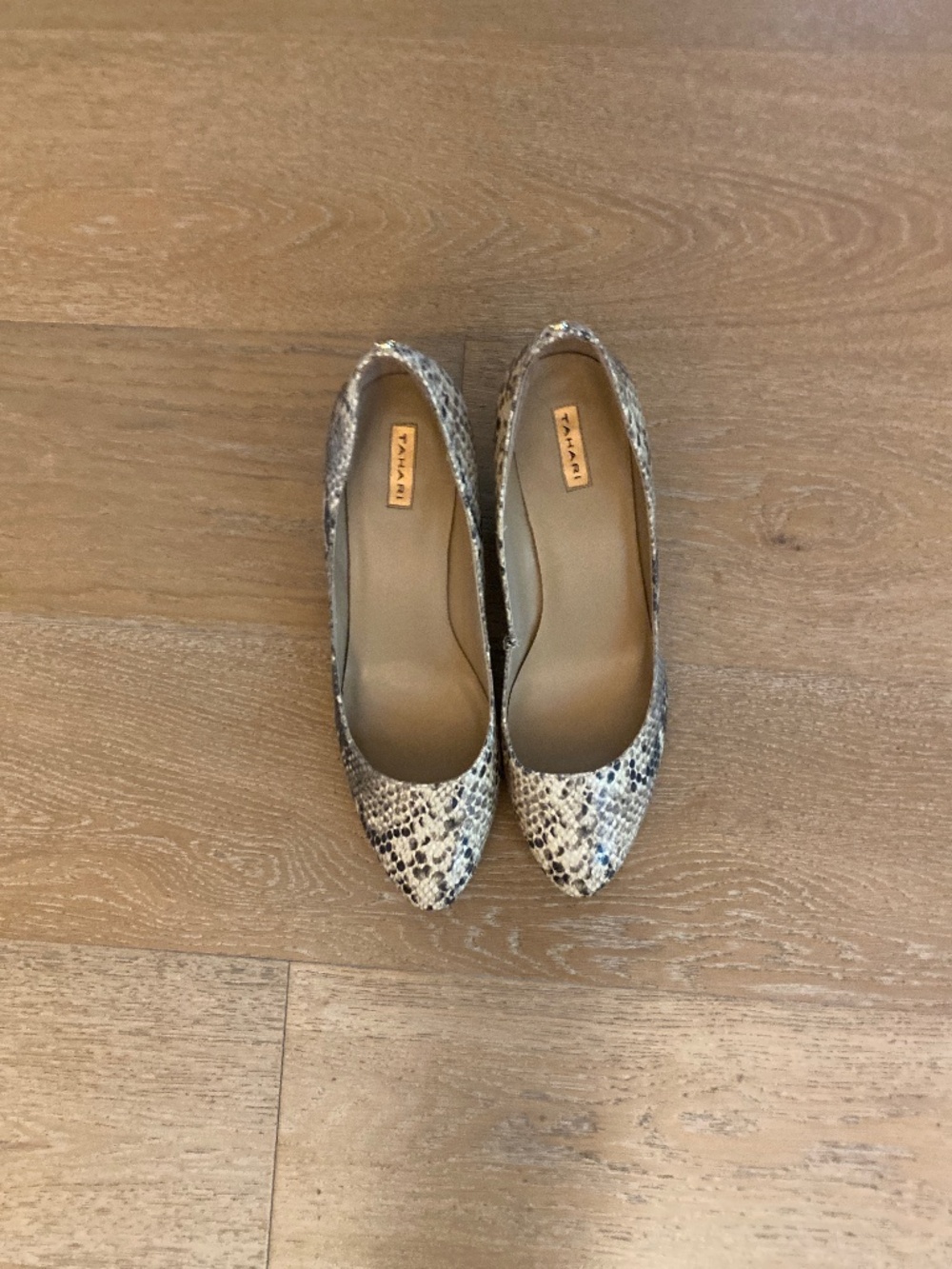 Tahari high heel